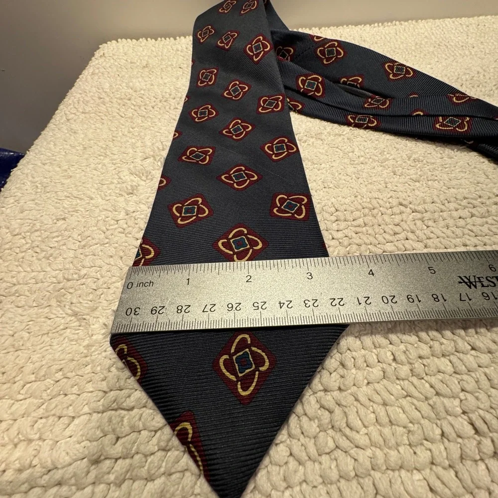 Hart Schaffner Marx Repp Tie Blue Geometric Silk Heritage Professional Old Money